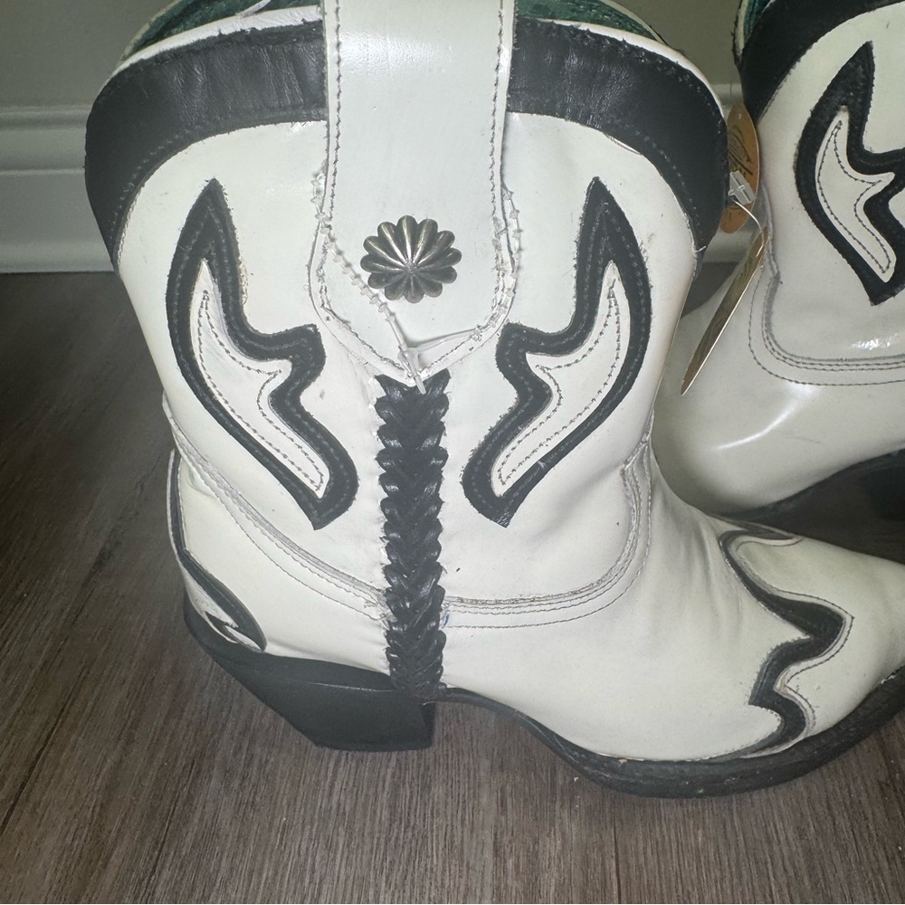 Corral Boots Braided Western White Black Bootie Boots Z0142 - Picture 8 of 11